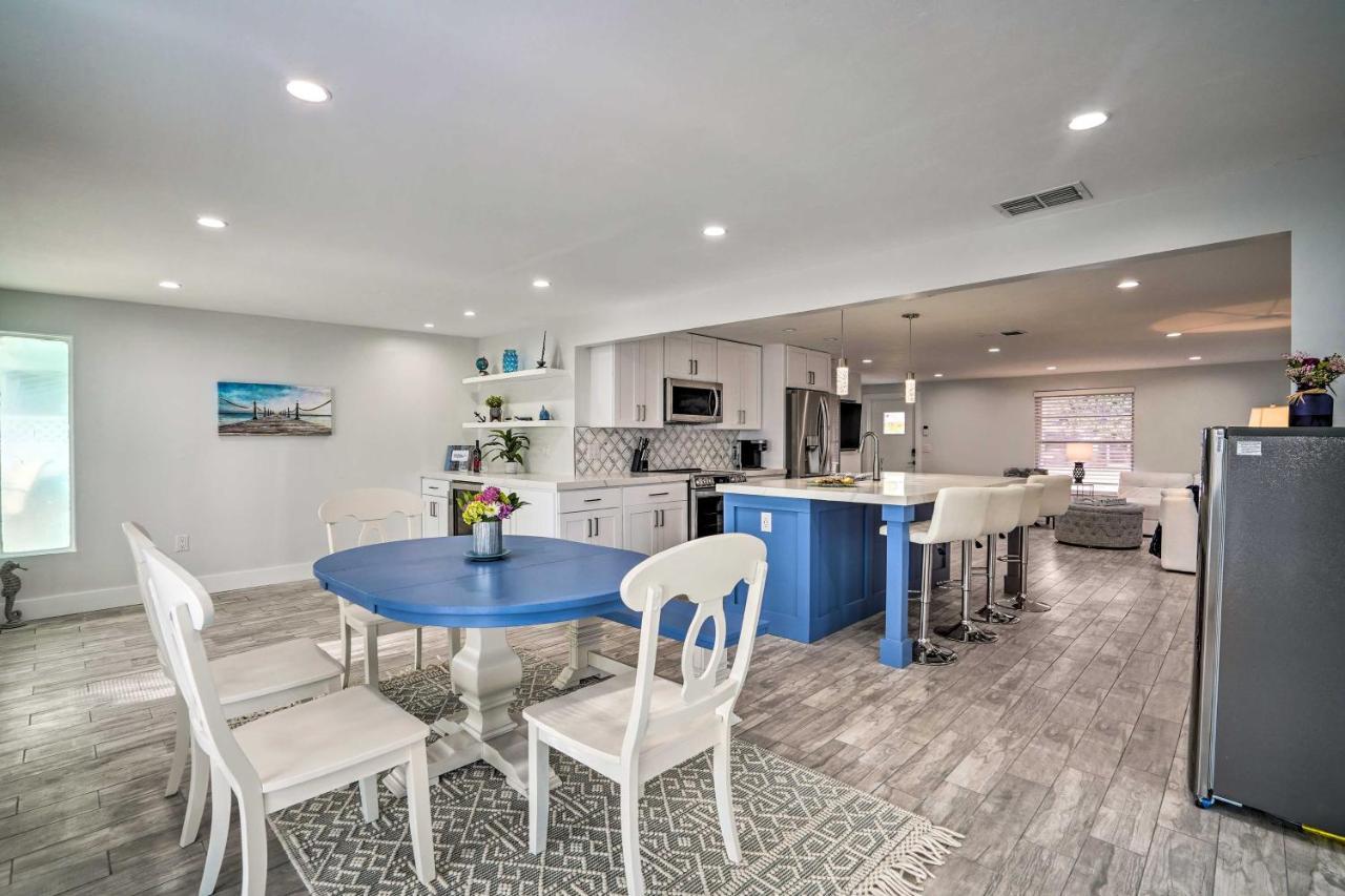 Waterfront Matlacha Home With Hot Tub And Grill! エクステリア 写真
