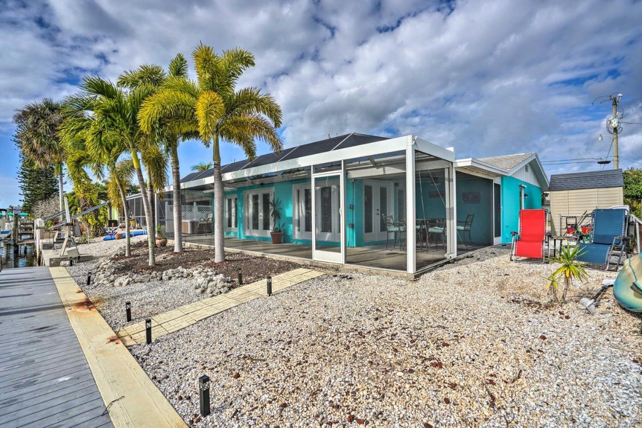 Waterfront Matlacha Home With Hot Tub And Grill! エクステリア 写真